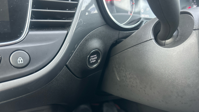 Vauxhall Crossland 1.2 Turbo Ultimate 5dr Petrol Hatchback